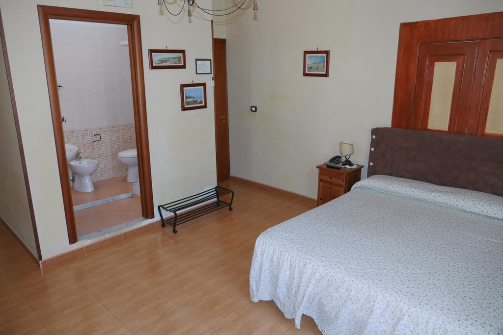 B&B Domus Gemi Nápoly Kültér fotó